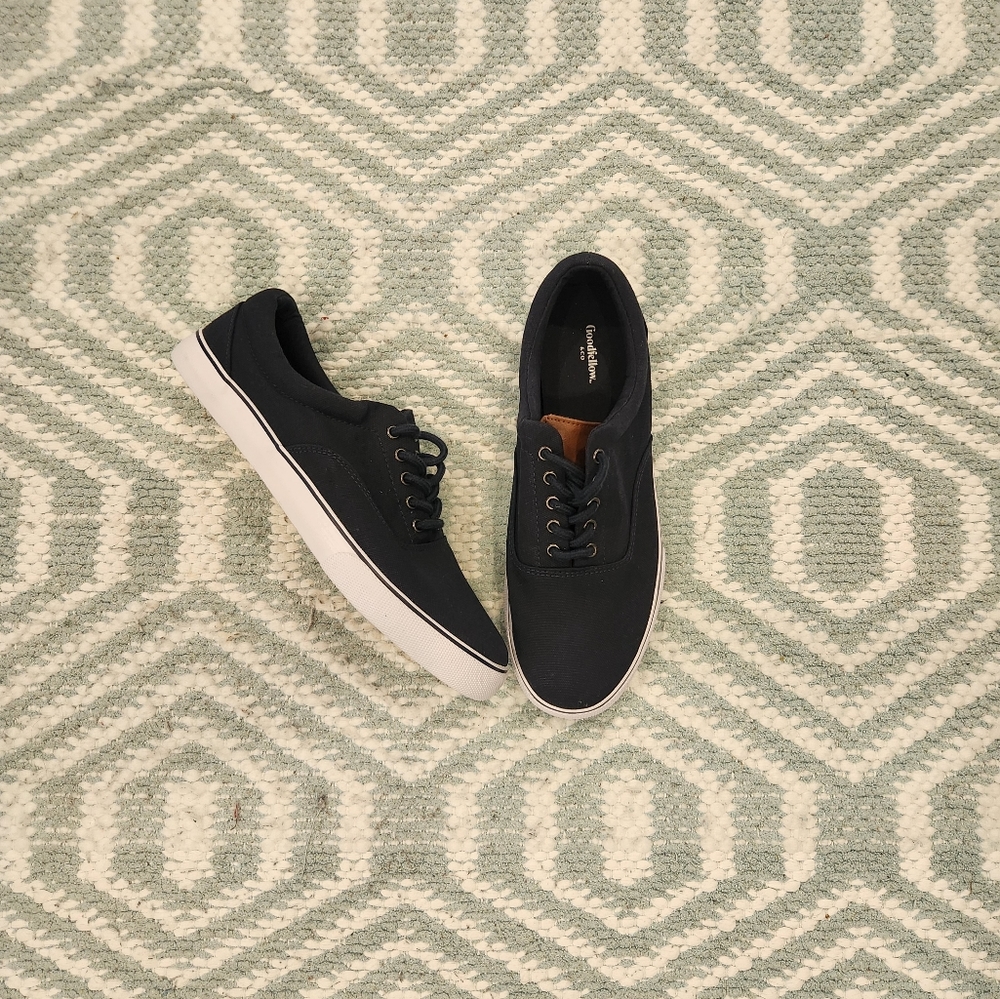 Goodfellow & Co Men's Navy Blue Sneakers